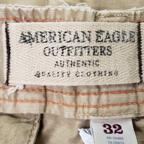 American Eagle Mens Y2K Ripstop Distressed Cargo Shorts Size 32 Beige Preppy - Picture 8 of 16